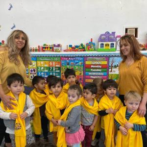 Bonnie Academy celebrating yellow day ☀️ #schoolchoiceweek #preschool #glendalepreschool #glendaydaycare #bestchildcareglendale (21)