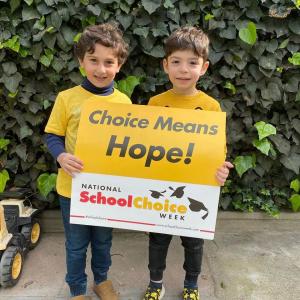 Bonnie Academy celebrating yellow day ☀️ #schoolchoiceweek #preschool #glendalepreschool #glendaydaycare #bestchildcareglendale (27)